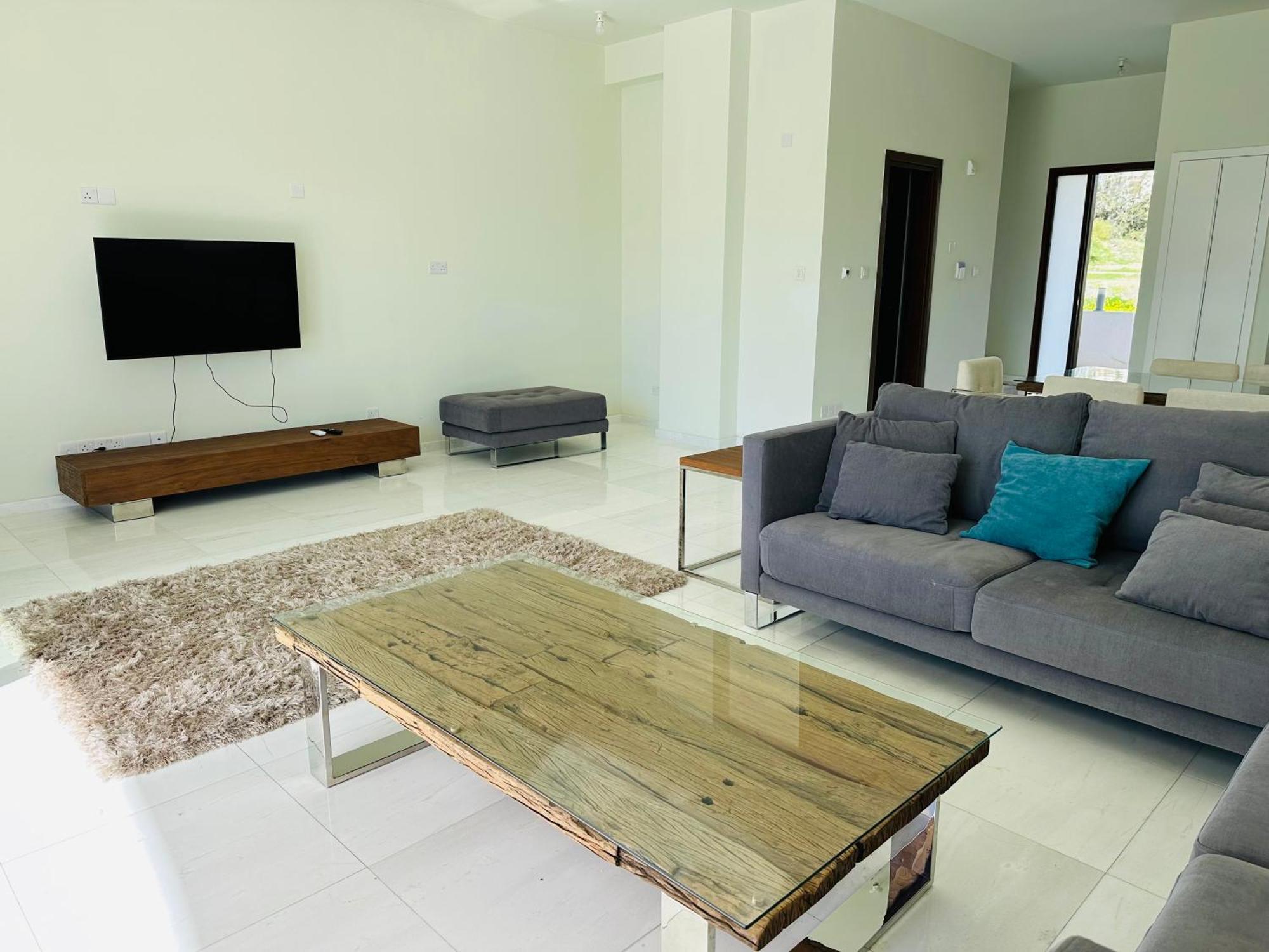 Coral Bay Beach Villa Paphos Extérieur photo